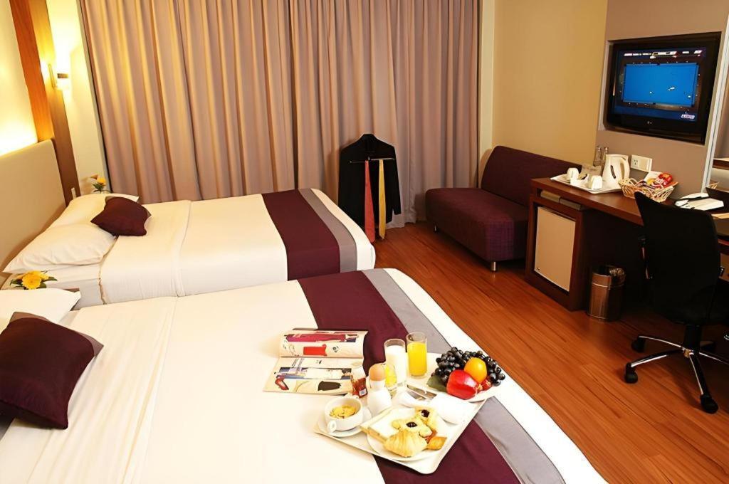 Grand Cemara Hotel