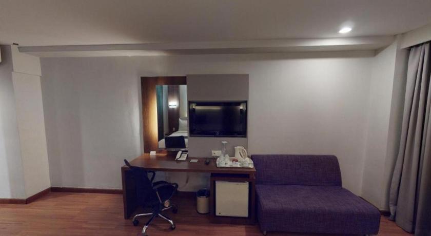 Grand Cemara Hotel