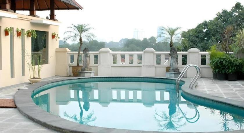 Grand Cemara Hotel